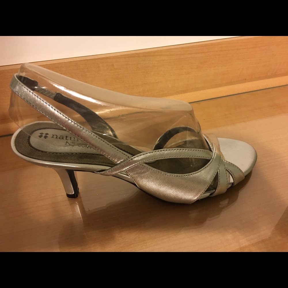 Naturalizer Silver Metallic Slingback Dress Sandals